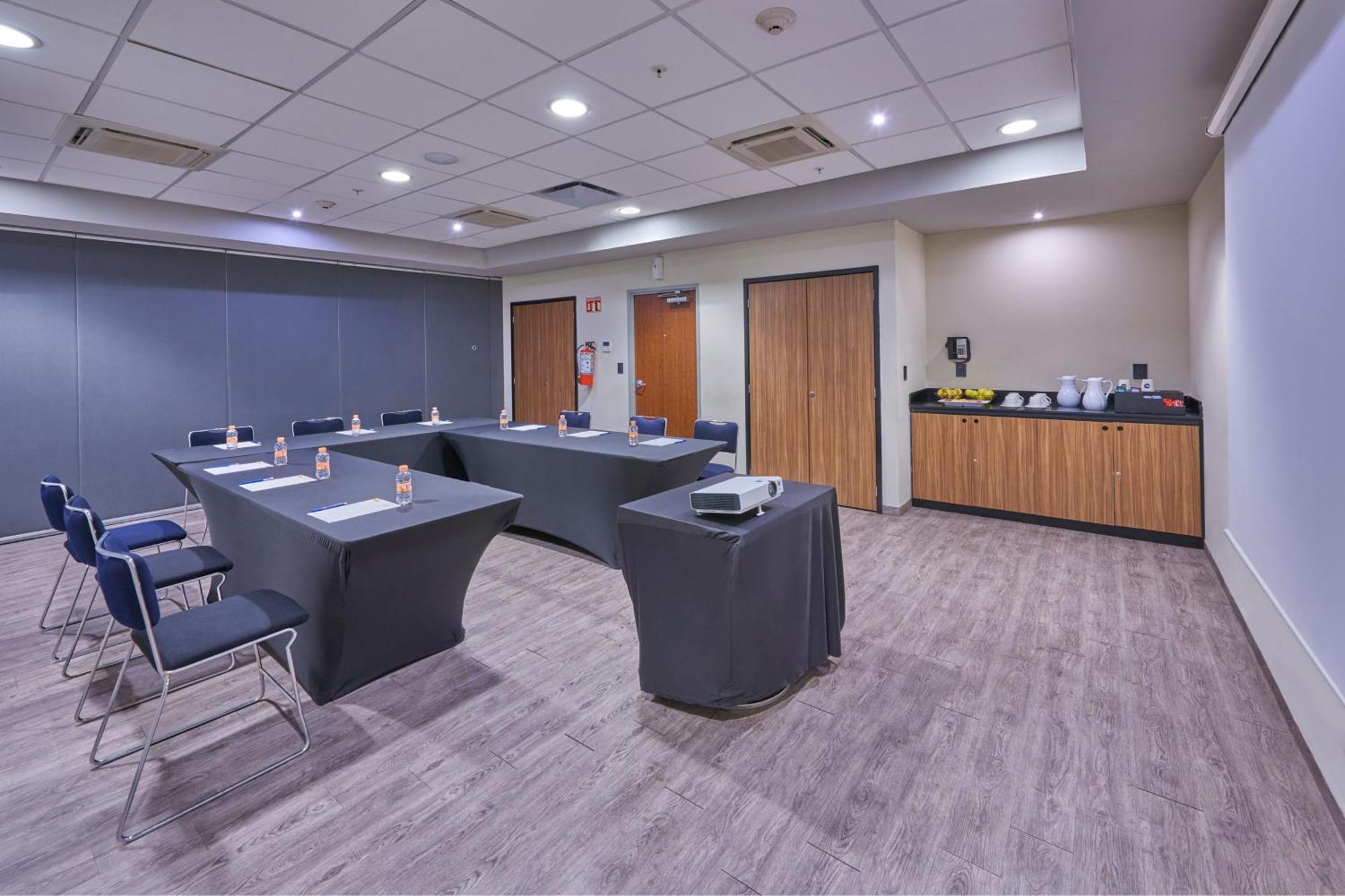 City Express By Marriott سالامانكا المظهر الخارجي الصورة